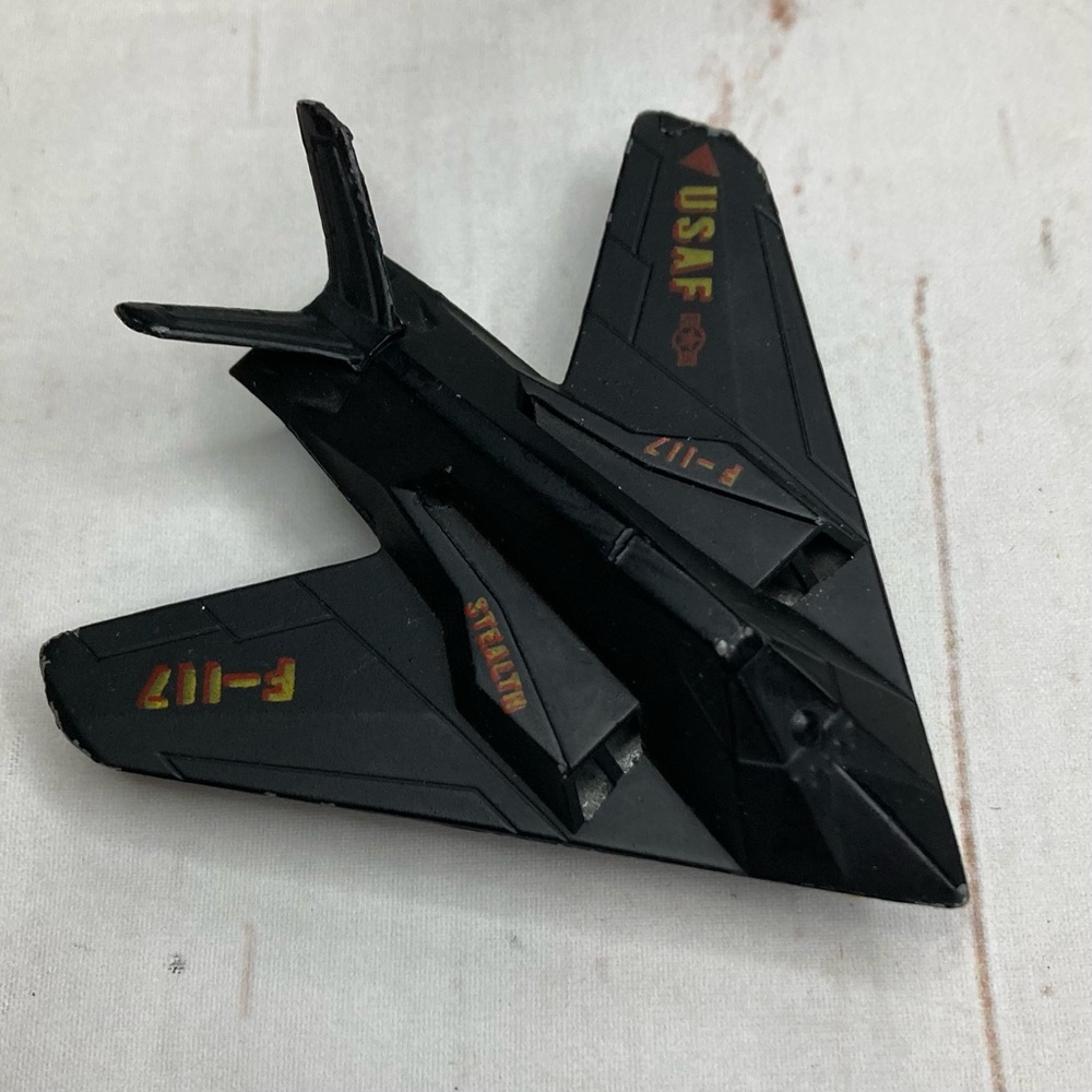 Vintage Die-Cast USAF Stealth Fighter Jet F-117 Pencil Sharpener